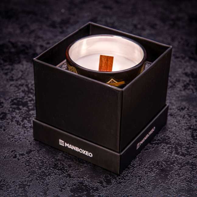 Svíčka se zlatým víčkem - Amber & Oud 200 g